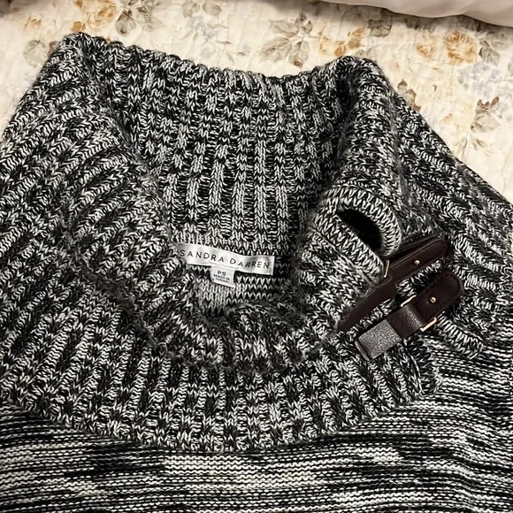 Sweater dress - Picture 3 of 3